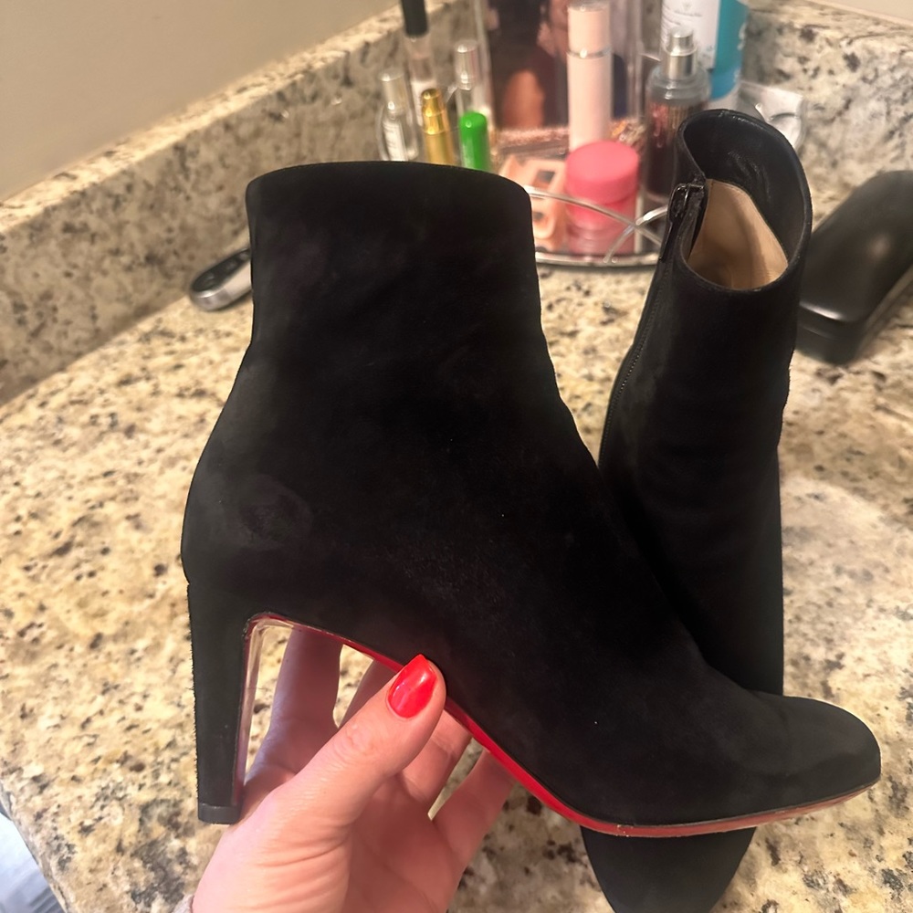 Christian Louboutin 75 mm suede booties size 7.5